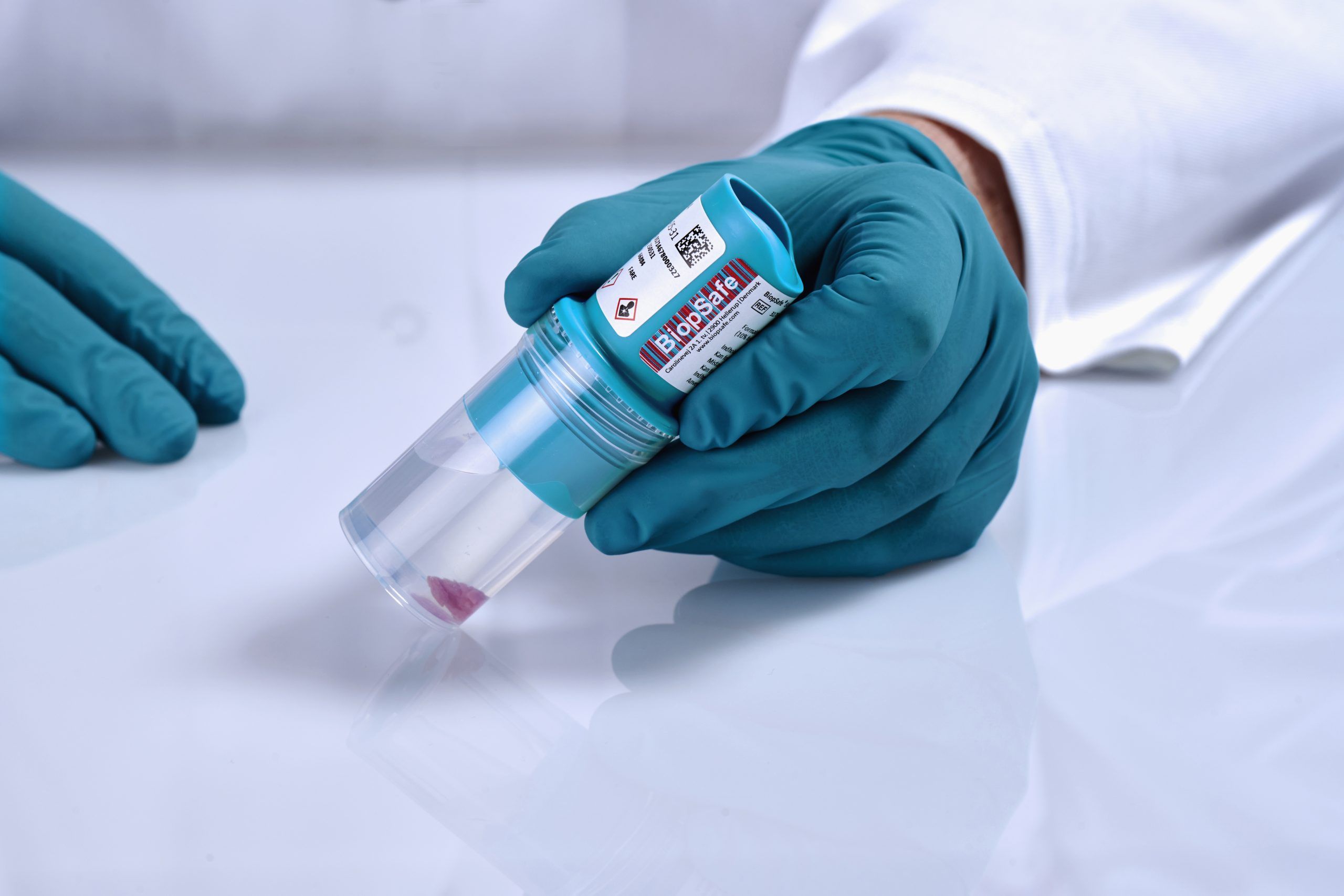 Pojemnik do próbek biopsyjnych